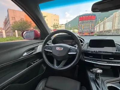 Cadillac CT4 2020, 90000 км, за 69900 CNY - фото 11