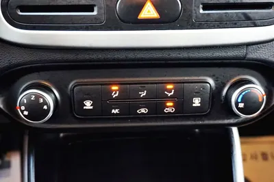 Kia Carens 2016, 78015 км, за 6790000 KRW - фото 12