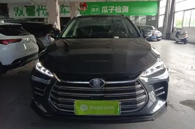 BYD Tang New Energy 2018, 91800 км, за 74138.65 CNY