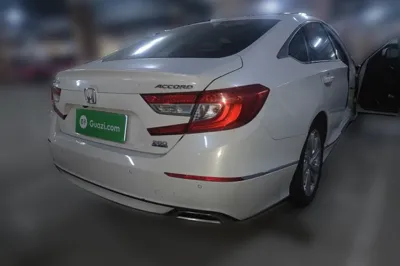 Honda Accord 2018, 90000 км, за 85017.03 CNY
