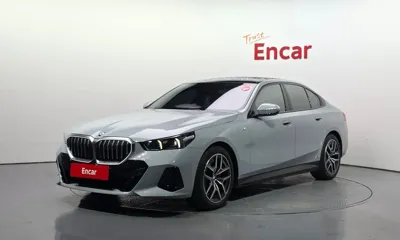 BMW 5-Series · 2024 год