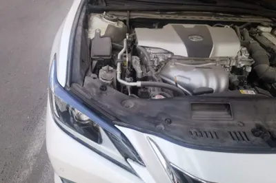 Lexus ES 2018, 94000 км, за 119032.44 CNY - фото 23