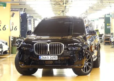BMW X7 2025, 9500 км, за 139000000 KRW