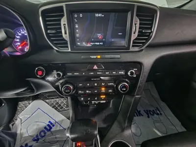 Kia Sportage 2018, 123949 км, за 11200000 KRW - фото 9