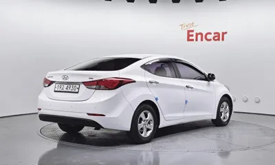 Hyundai Avante 2015, 122942 км, за 4400000 KRW