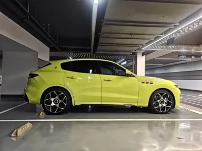 Maserati Levante 2021, 22000 км, за 740000 CNY - фото 11