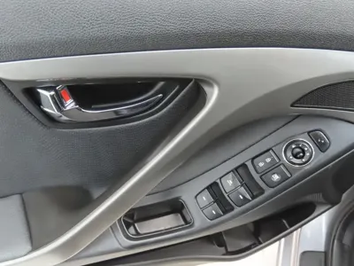 Hyundai Avante 2013, 127830 км, за 4700000 KRW - фото 9