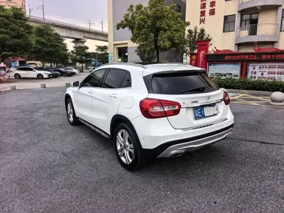Mercedes-Benz GLA 2017, 140000 км, за 40100 CNY