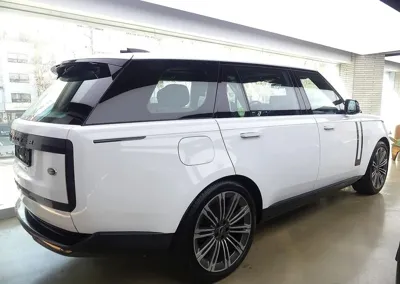 Land Rover Range Rover 2023, 29 км, за 220000000 KRW