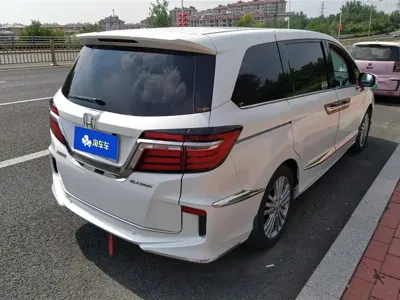 Honda Elysion 2017, 129800 км, за 100000 CNY