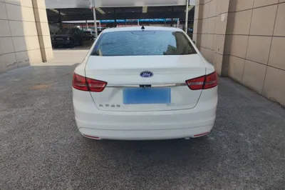 Ford Escort 2017, 63800 км, за 41098.83 CNY - фото 11