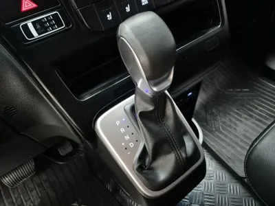 Hyundai Staria 2022, 56000 км, за 27300000 KRW - фото 8