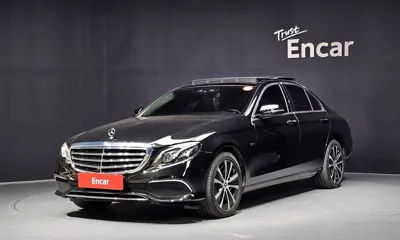 Mercedes-Benz E-Class 2019, 76605 км, за 26700000 KRW - фото 1