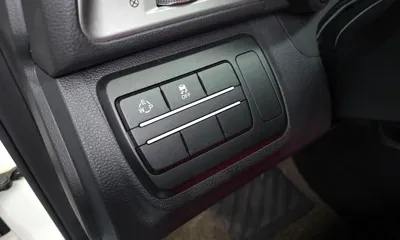 KG_Mobility_Ssangyong TIBOLI 2017, 163173 км, за 3500000 KRW - фото 17