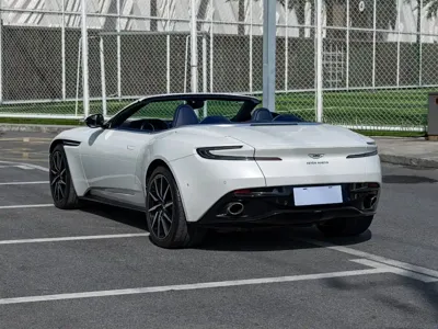 Aston Martin DB11 2019, 12000 км, за 1390000 CNY - фото 6