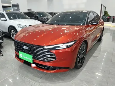 Ford Mondeo 2025, 2300 км, за 126600 CNY - фото 2