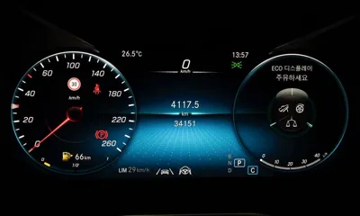 Mercedes-Benz GLC-Class 2023, 34119 км, за 54500000 KRW - фото 7