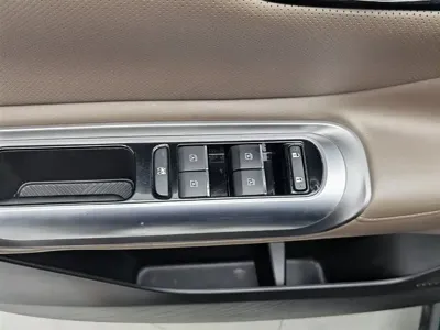 GAC Motor 传祺E8 PHEV 2024, 59800 км, за 132900 CNY - фото 9