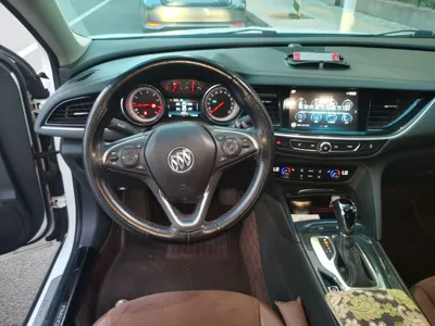 Buick Regal 2019, 95000 км, за 49693.16 CNY - фото 11