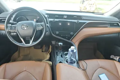 Toyota Camry 2019, 83100 км, за 92138.75 CNY - фото 9
