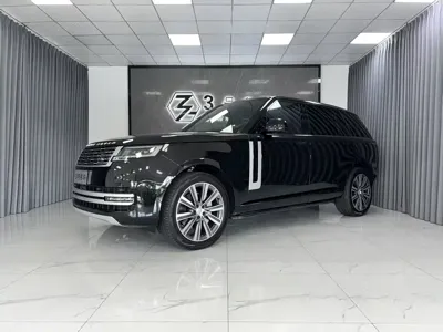 Land Rover Range Rover 2026, 3900 км, за 1798000 CNY