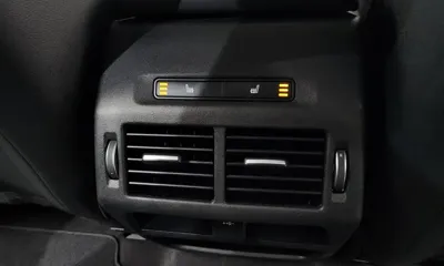 Land Rover Discovery Sport 2022, 55552 км, за 32900000 KRW - фото 35