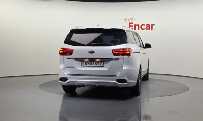 Kia Canival 2020, 68297 км, за 17000000 KRW