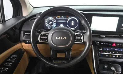 Kia Canival 2023, 100621 км, за 22790000 KRW - фото 13