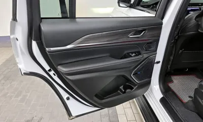 Jeep Cherokee 2021, 62373 км, за 33300000 KRW - фото 25