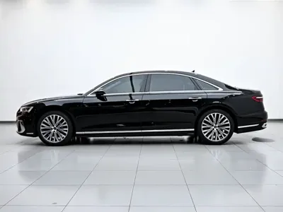 Audi A8 2025, 7500 км, за 569000 CNY - фото 5