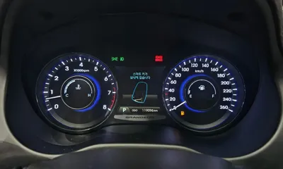 Hyundai Grandeur 2014, 119096 км, за 7000000 KRW - фото 8