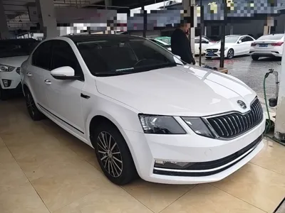 Skoda Octavia 2018, 161800 км, за 49450.89 CNY