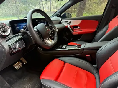 Mercedes-Benz A-Class AMG 2025, 2000 км, за 169500 CNY - фото 8