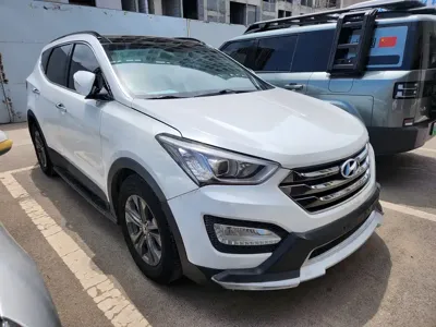 Hyundai Santa Fe 2013, 149000 км, за 17800 CNY