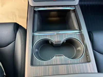 Tesla Model X 2023, 68000 км, за 462900 CNY - фото 24