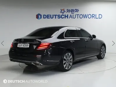 Mercedes-Benz E-Class 2018, 113941 км, за 23800000 KRW