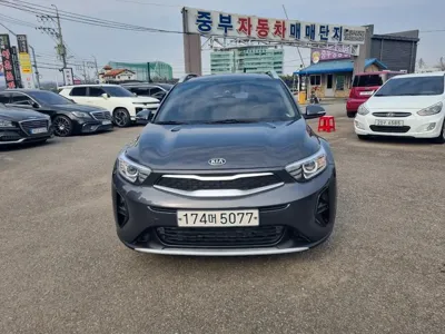 Kia Stonic 2018, 82039 км, за 9500000 KRW - фото 2
