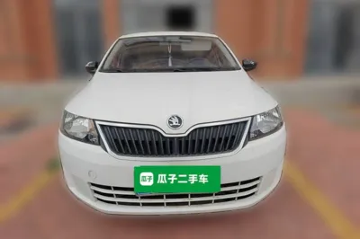 Skoda Rapid 2016, 15400 км, за 26512.08 CNY - фото 4