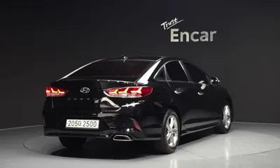 Hyundai Sonata 2018, 131125 км, за 11900000 KRW