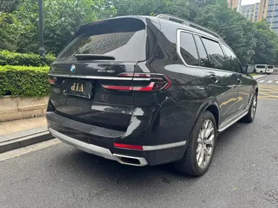 BMW X7 2023, 76000 км, за 489799 CNY - фото 9