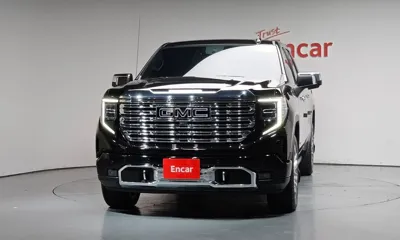 GMC Sierra 2023, 88221 км, за 99990000 KRW