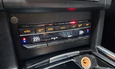 Mercedes-Benz E-Class 2014, 99785 км, за 11000000 KRW - фото 18