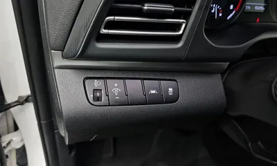 Hyundai Avante 2019, 153290 км, за 7500000 KRW - фото 15