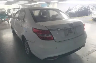 Geely Auto Vision 2016, 49400 км, за 25644.97 CNY