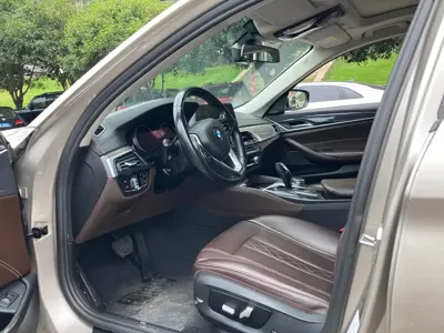 BMW 5 Series 2017, 91000 км, за 114900 CNY - фото 6