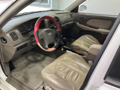 Hyundai Sonata 2003, 70200 км, за 2500000 KRW - фото 10