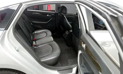 Hyundai Sonata 2016, 116678 км, за 9300000 KRW - фото 11