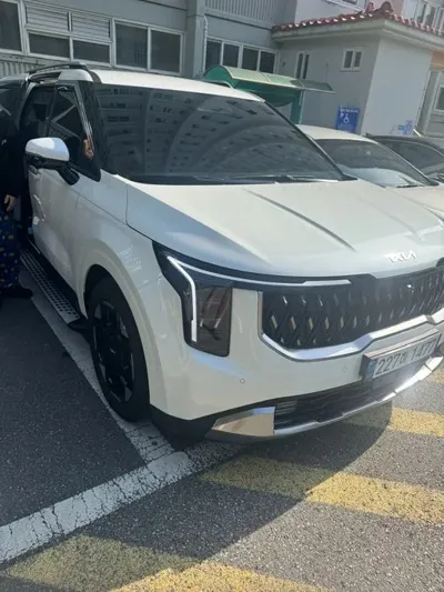 Kia Canival 2025, 2200 км, за 41080000 KRW - фото 4