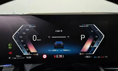 BMW 5-Series 2025, 10256 км, за 84000000 KRW - фото 8