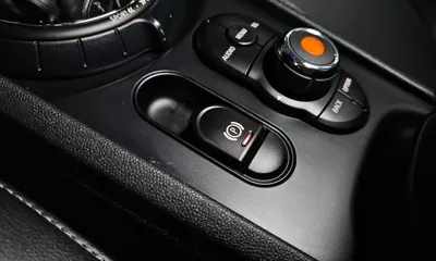 MINI Clubman 2018, 56111 км, за 12900000 KRW - фото 18